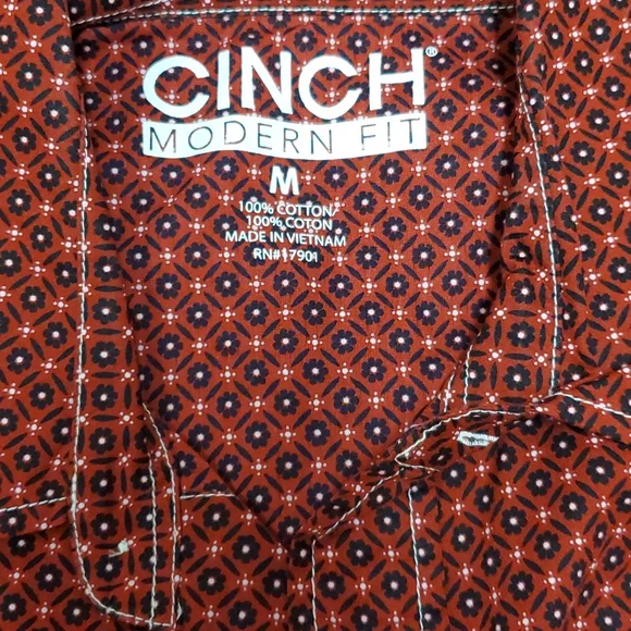 DONATION - Cinch | Sleeveless Button-Down | Large - Picture 3 of 3